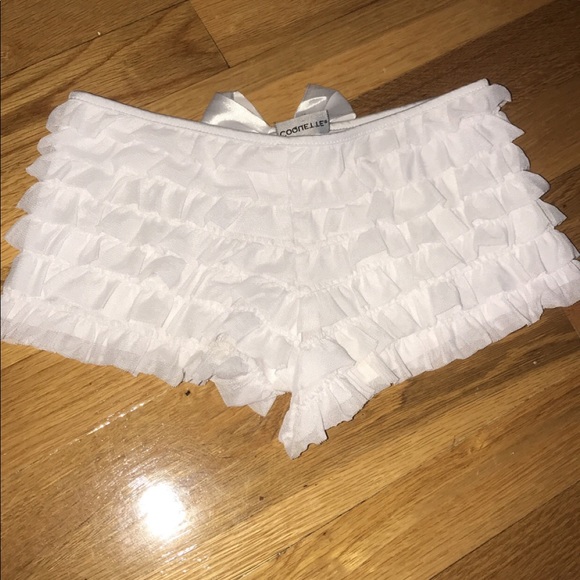 Yandy booty shorts - Picture 2 of 2